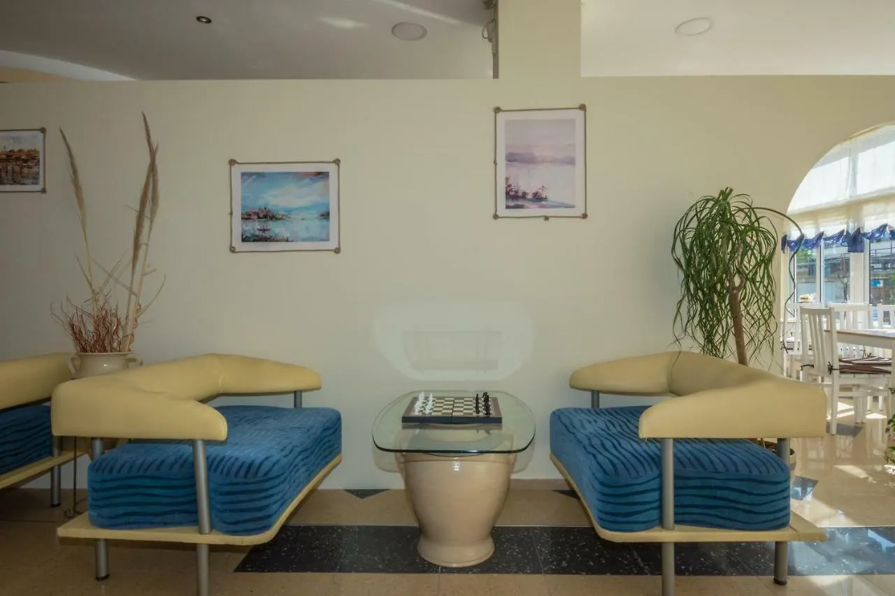 Семеен Хотел Бриз Sozopol Hotel