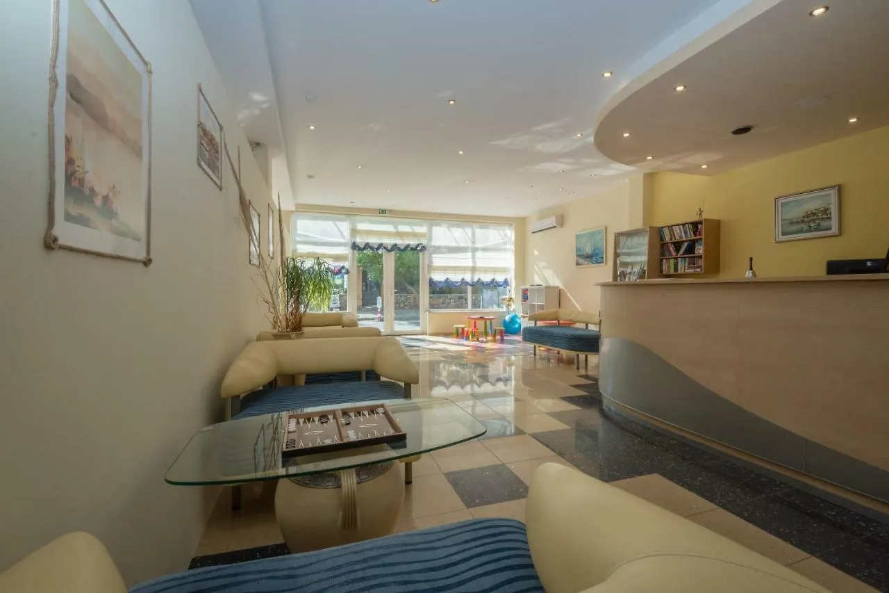 Hotel Семеен Хотел Бриз Sozopol
